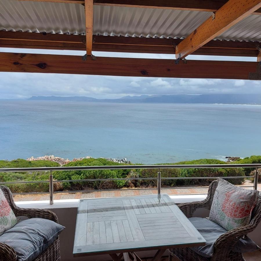 Kleinzee Oceanfront Guesthouse Gansbaai Eksteriør bilde