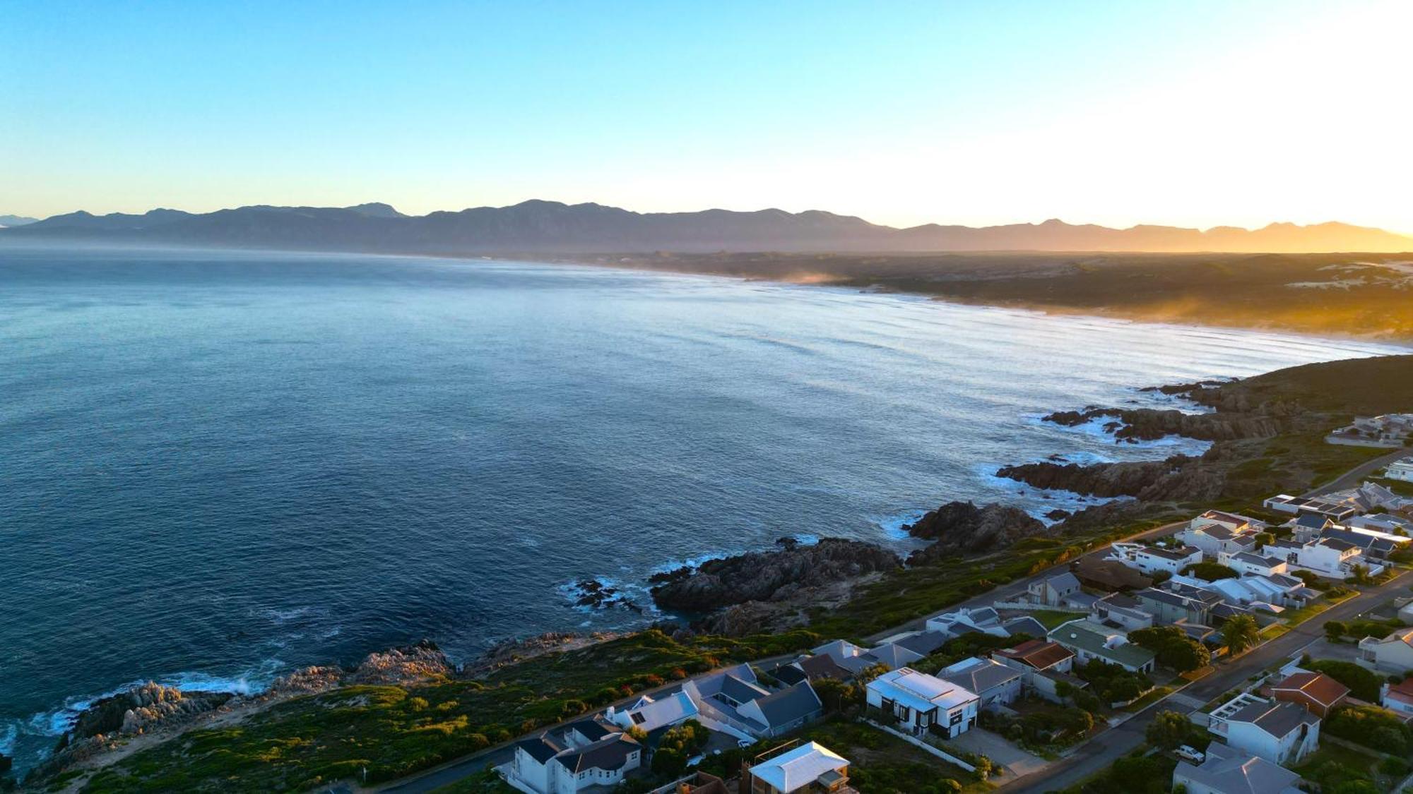 Kleinzee Oceanfront Guesthouse Gansbaai Eksteriør bilde