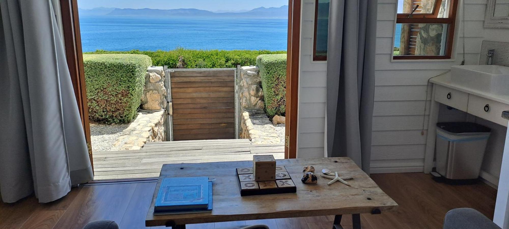 Kleinzee Oceanfront Guesthouse Gansbaai Eksteriør bilde